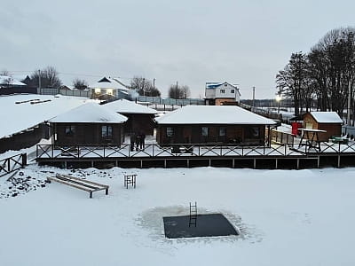 ставок у заміському комплексі «Зелена садиба» у селі Давидківці неподалік від міста Хмельницького