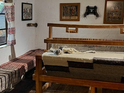 традиційне життя гуцулів, бойків та лемків через унікальний скансен в етно-парку Гуцул Ленд у Буковелі