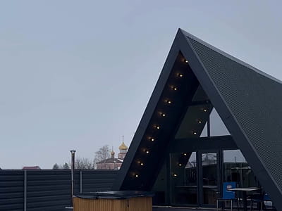 Котедж з чаном в заміському комплексі Ostriv’OK біля міста Володимир 