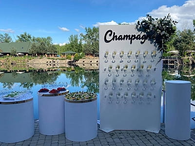 весільні банкети в розважально-готельному комплексі «Чорна Гора» в місті Виноградів Закарпатської області