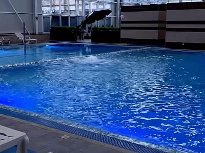 великий критий басейн в заміському комплексі Gr-Club Resort в Житомирі
