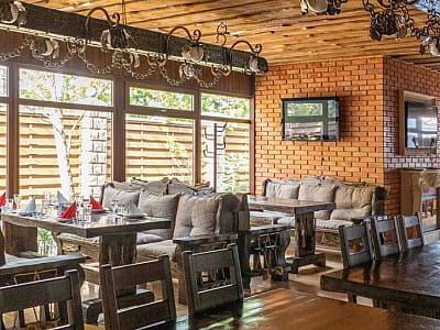Gr-Club Resort у Житомирі – SPA, басейни, готель і тенісні корти