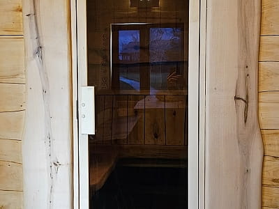 лазня в заміському екокомплексі Круча119 у селі Халеп'я Київської області
