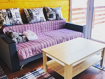 дерев’яні будиночки в заміському комплексі Zanzibar.Rivne у селі Корчин Рівненської області