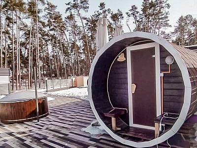 чан на дровах в заміському комплексі Dacha у селі Сокирна Черкаської області