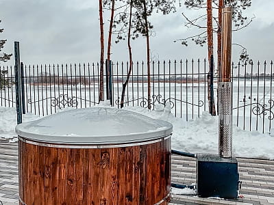 чан на дровах в заміському комплексі Dacha у селі Сокирна Черкаської області