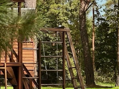 дитячий майданчик в заміському комплексі DALI SPACE у селі Коленцівське Київської області