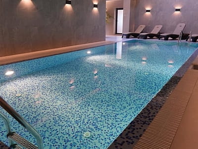 критий басейн SPA зони в готельно-ресторанному комплексі Makis неподалік від Луцька