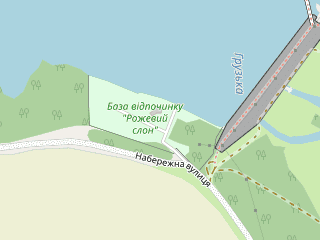 Розташування Рожевий слон на мапі; Data: © OpenStreetMap contributors, SRTM, GEBCO, SONNY's LiDAR DTM, NASADEM, ESA WorldCover; Maps © Tracestrack