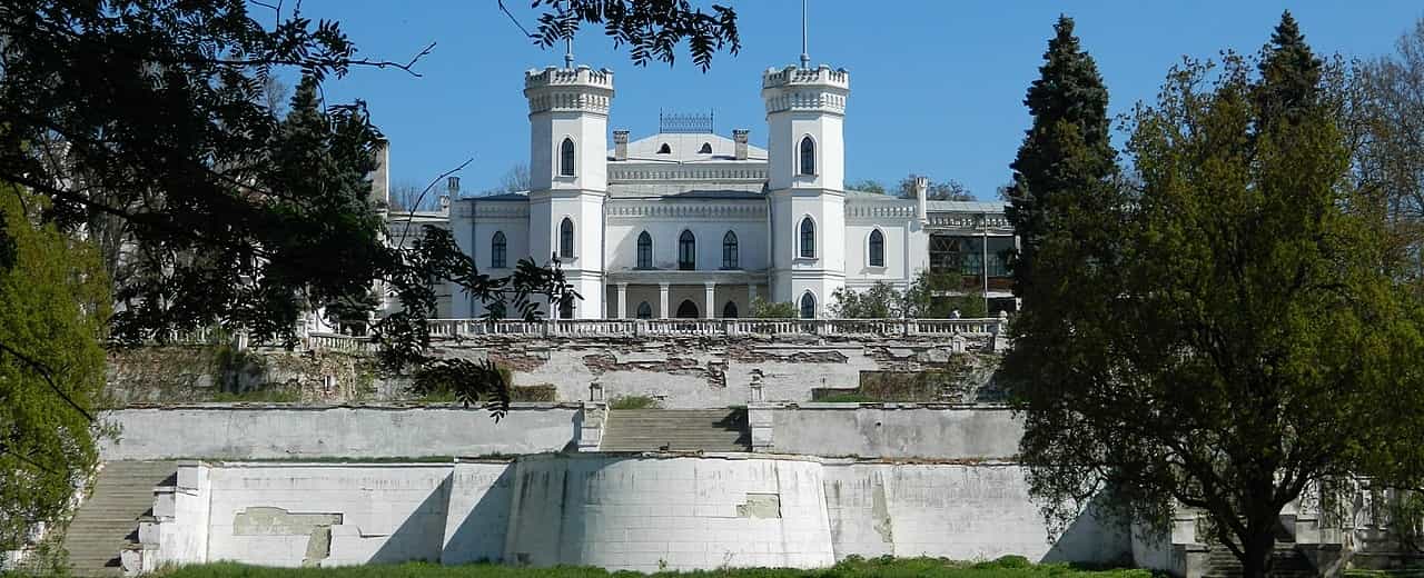 Шарівський палац – будівля з багатою історією у Харківській області