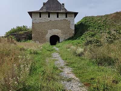 Яничарські ворота у державному історико-архітектурному заповіднику "Хотинська фортеця"