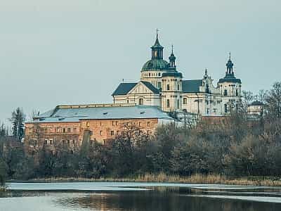 Бердичівський замок чи монастир Босих Кармелітів – святе місце Житомирщини