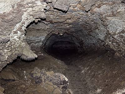 Одна з найбільших печер у світі - казкова печера Попелюшка.
