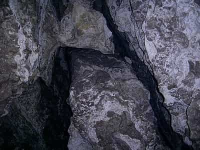 Знаходиться печера Млинки в селі Залісся Чортківського району. 