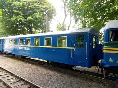 Вагони на львівській дитячій залізниці