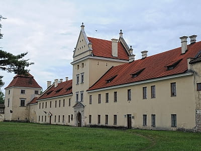 Замок у Жовкві, збудований архітектором Павлом Щасливим за замовленням гетьмана Станіслава Жолкевського у 1594-1605 роках. 