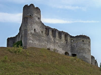 Руїни Сидорівського замку в Тернопільській області