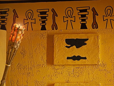 Квест-гра "Останній фараон" що на годину перенесе вас в стародавній Єгипет, де ви відчуєте себе справжнім Індіаною Джонсом на шляху якого стоять загадки та головоломки